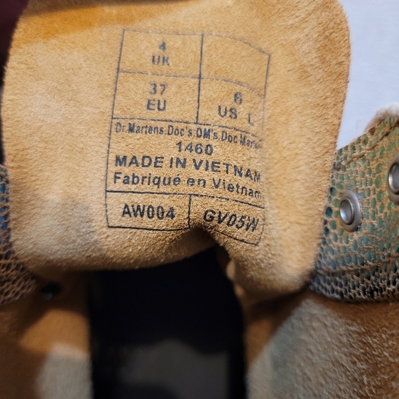 NWT Dr. Martens 1460 Rainbow Ray Sand Rainbow Ray UK 4 (US Women's 6) M - Picture 6 of 9